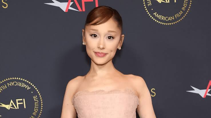 Ariana Grande to Step Back From Spotlight After Tour, Withdraws From Broadway’s ‘Sunday in the Park With George’