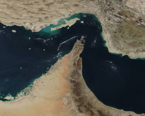 The Gulf’s Hormuz Workaround Now Runs Through a War Zone