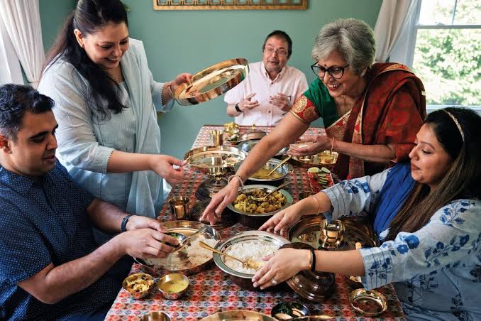 The Hidden History of Street Food: How Vendors Built Global Culinary Traditions
