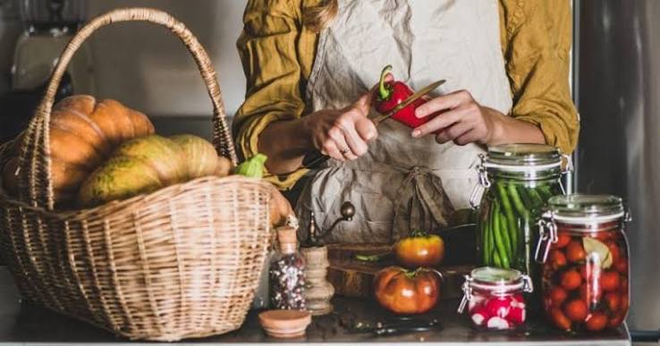 The Hidden Science of Spices: How They Preserve Food and Boost Health