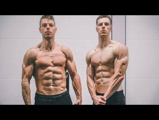 5 Gym Secrets Trainers Use to Stay Lean All Year (No, It’s Not Magic)