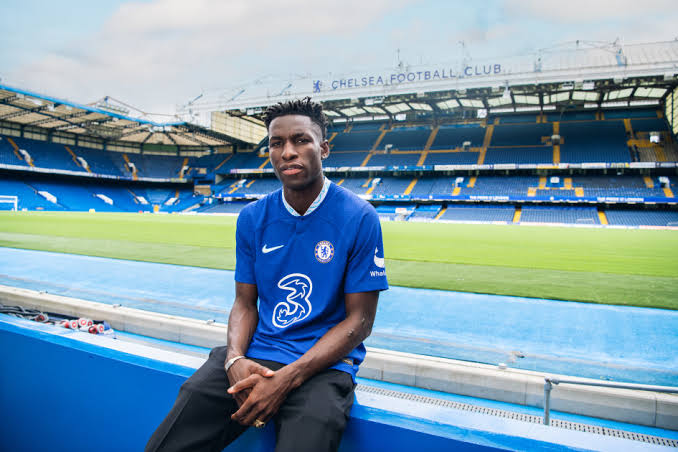 Nicolas Jackson’s Chelsea Crossroads: Four Potential Exit Routes as Tottenham Circle